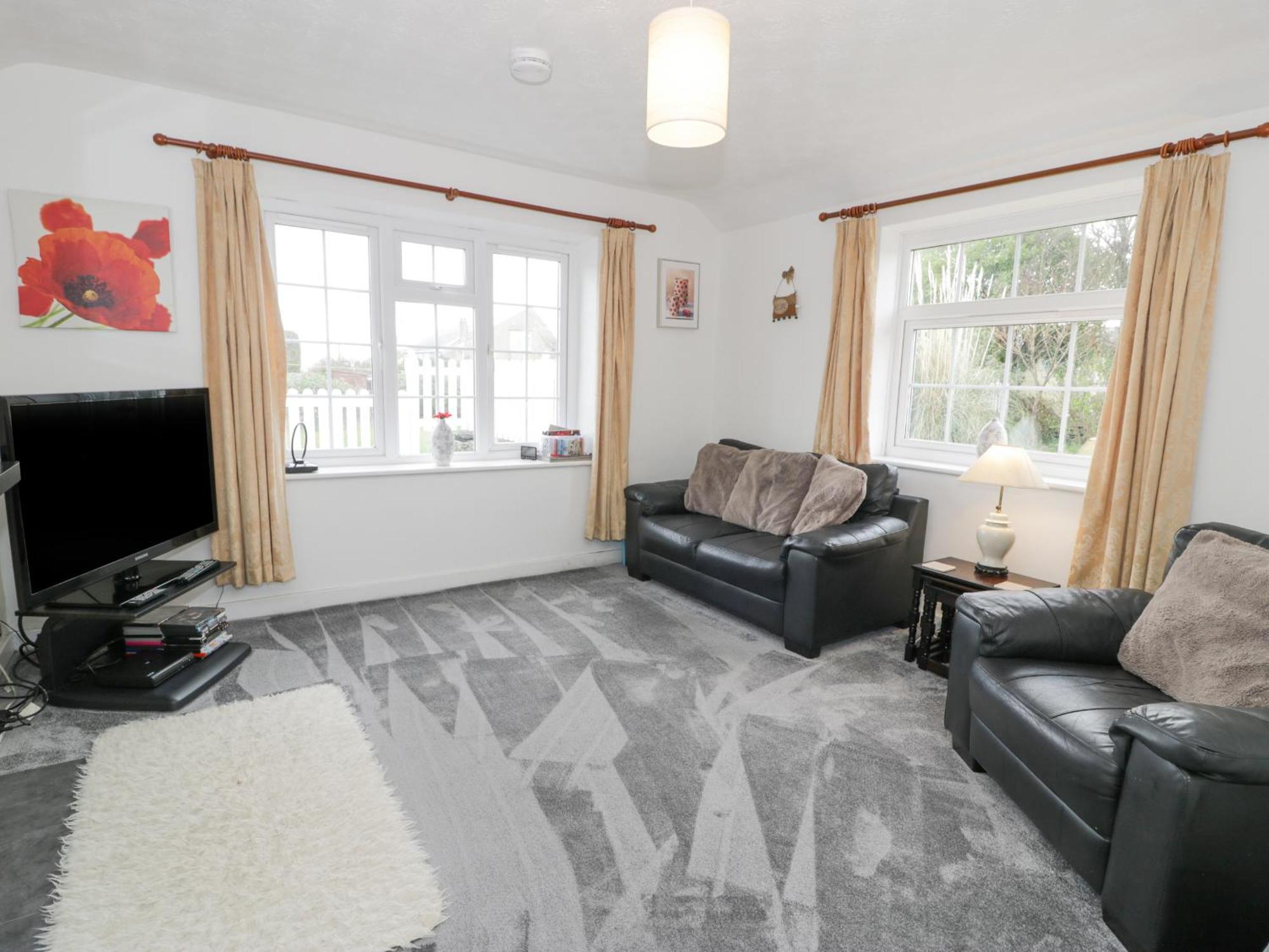 Halcyon Annexe Villa Moelfre Exterior photo